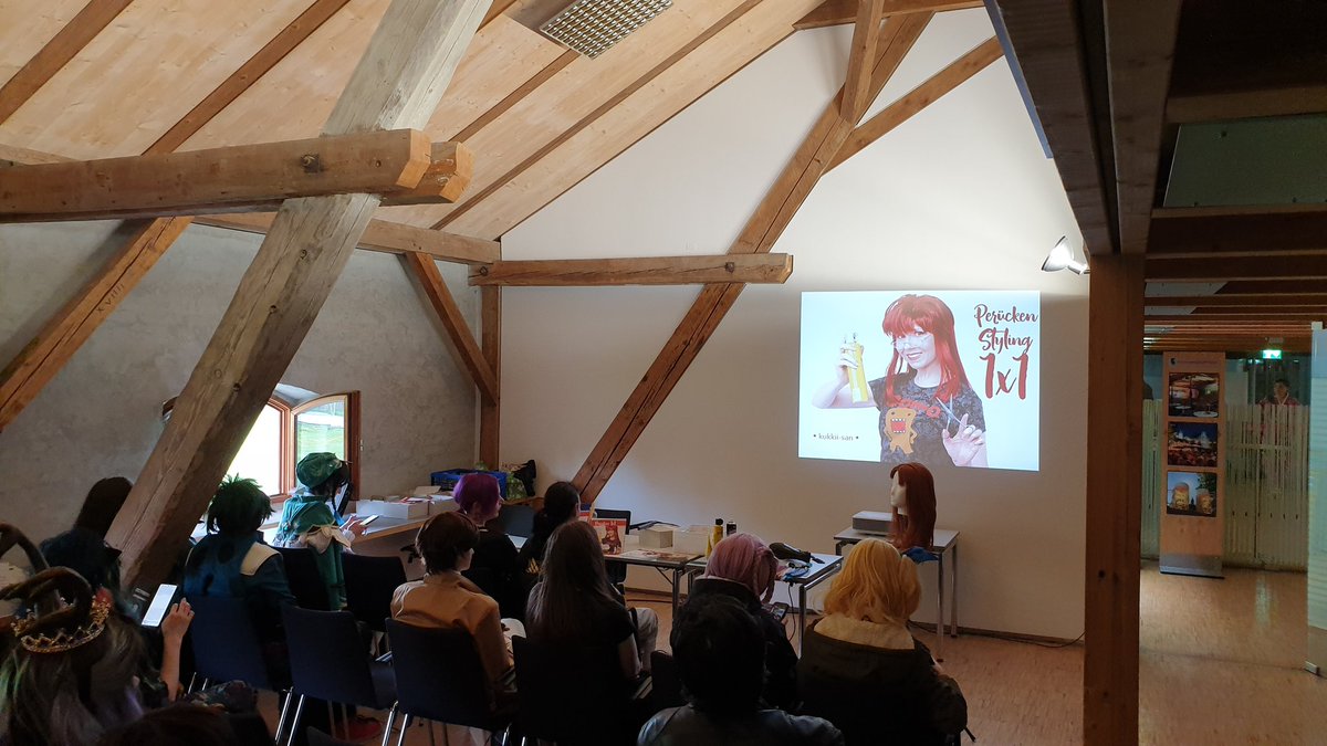 scarletstarla's tweet photo. Ready to go! #Animuc2023 #wigs101 https://t.co/k3EpkcaZ5s