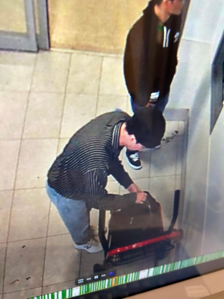 Toronto Police Operations tweet media