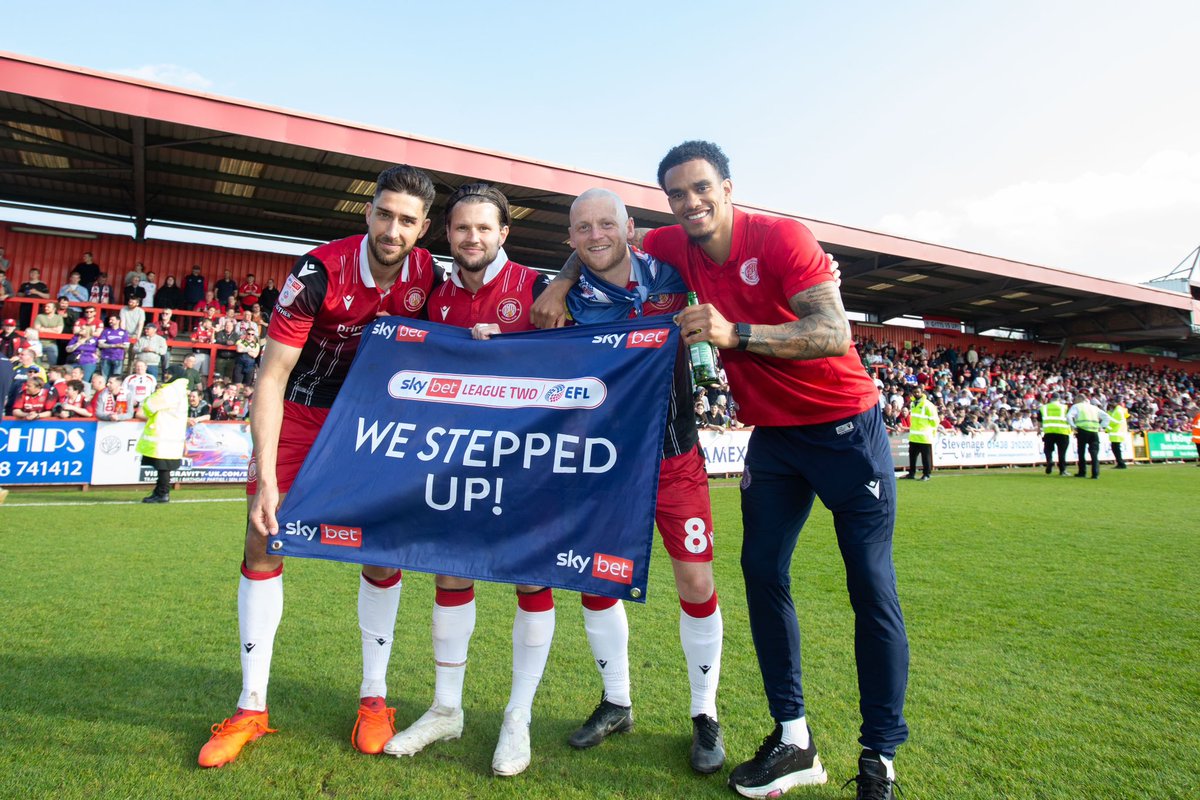 Stevenage FC 🔴⚪ tweet media