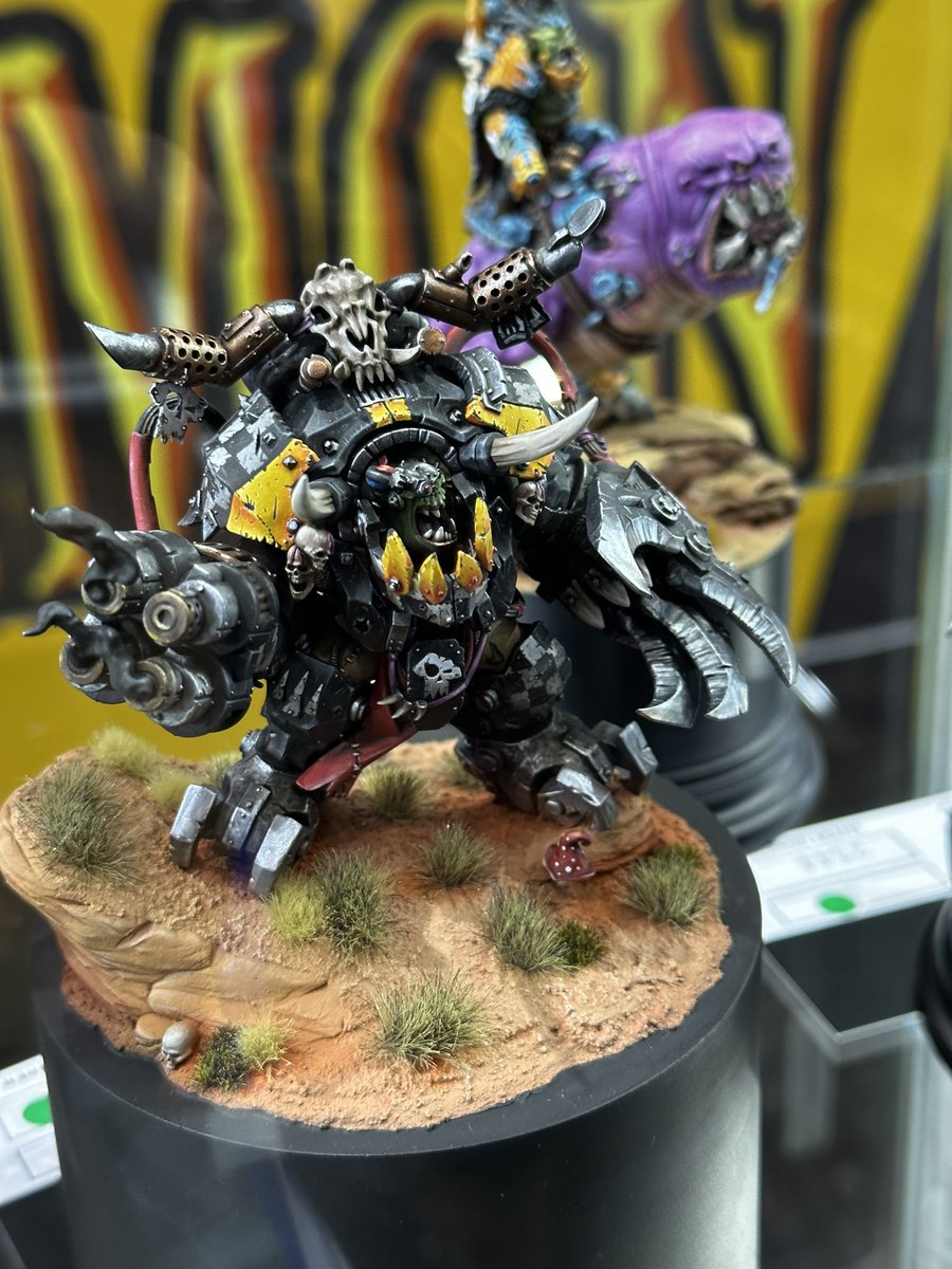 geebs's tweet image. Favourite golden demon entry at #whfest2023