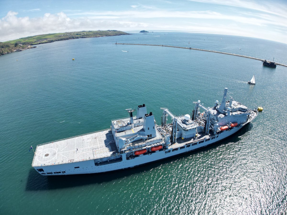Beautiful day in #PlymouthSound could hear the #GreenArmy celebrating all the way out here. . . . . #rfa #royalfleetauxiliary #Plymouth #Devon #RFAFortVictoria