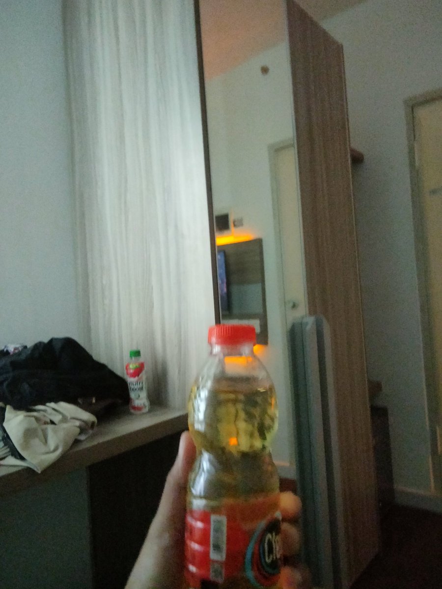 FYollaa's tweet photo. Minuman yang ccok untuk anjing peliharaan https://t.co/fOrkpfWRgO