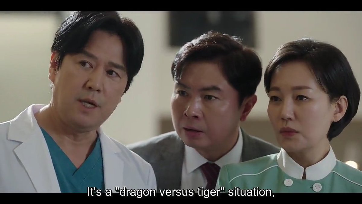 Yeoh_ShuLien's tweet photo. 😂 Some things never change. 
#DrRomantic #DrRomantic3Ep2
#JinKyung #LimWonHee #ByeonWooMin https://t.co/OX67VFgiuF
