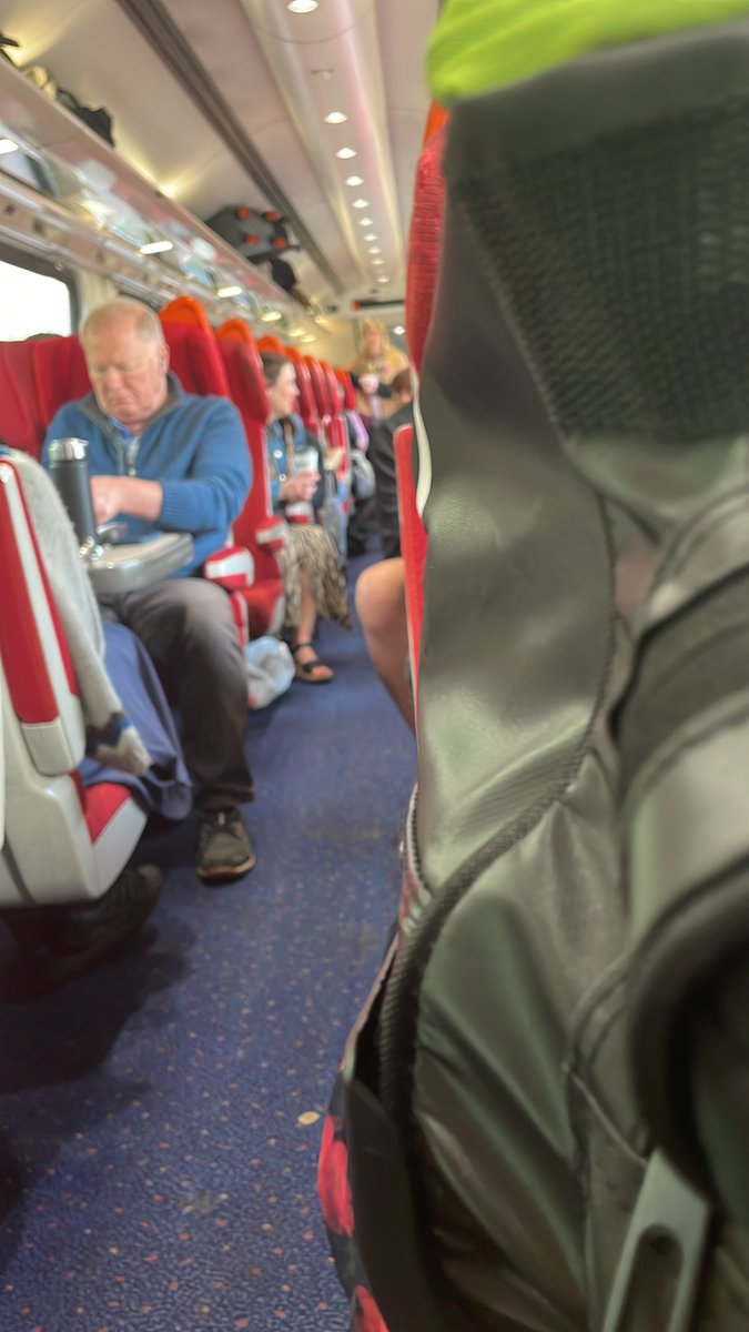 AlexMerseJourno's tweet photo. Early train from Derby for a massive game, up the Villa @HanworthVillaFC let’s go @Sammerson1 @merson_ben 🫡🔴⚪️ https://t.co/Yp7tOwQKzg