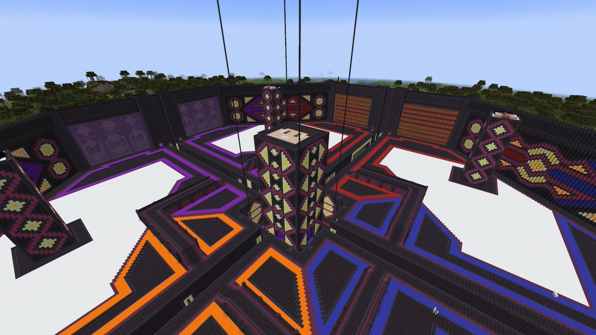 ZactheDragonMC's tweet photo. @LunaCupcake5 Probably still the view of my @LyfCraftMC Season 2 base.

Massive project, but one that came together better than I ever expected. https://t.co/aSIEKtqkbY