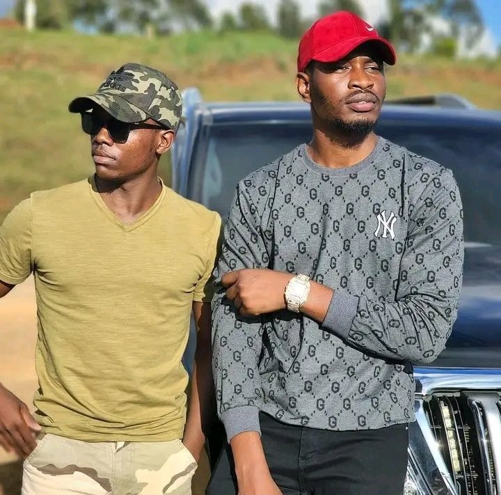 RajiniENicholas's tweet photo. The fall of Crazy Kennar is immense and very predictable, he has  chosen to do skits with women like Bushra over men who always stood with him kina Useful Idioty and Stanley Omondi. https://t.co/AUO60l9ov4