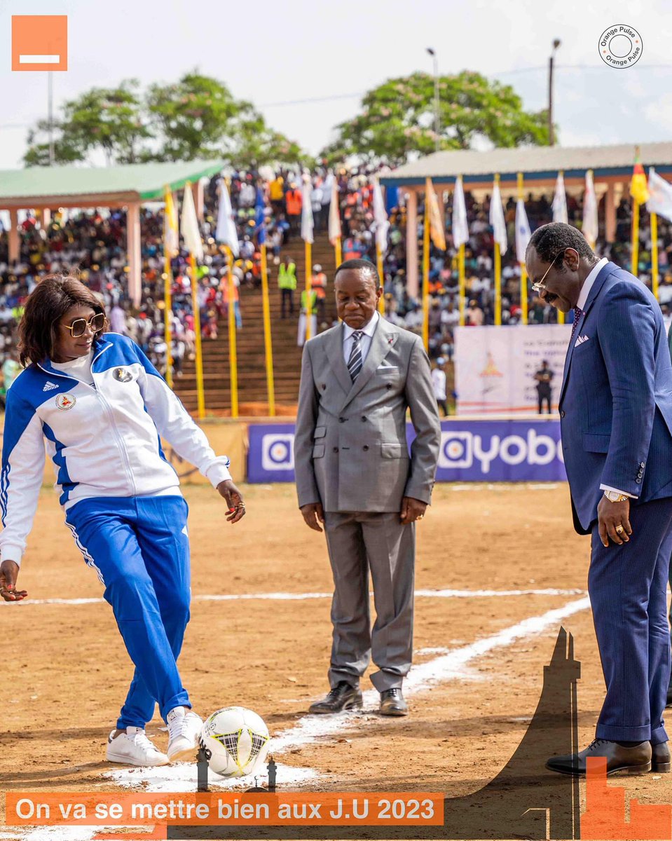 Chaud les problèmes d’abord… près du corps🥺🥺🤙🏽

#OrangeIsBae
#JU2023
#MaxTesJU2023