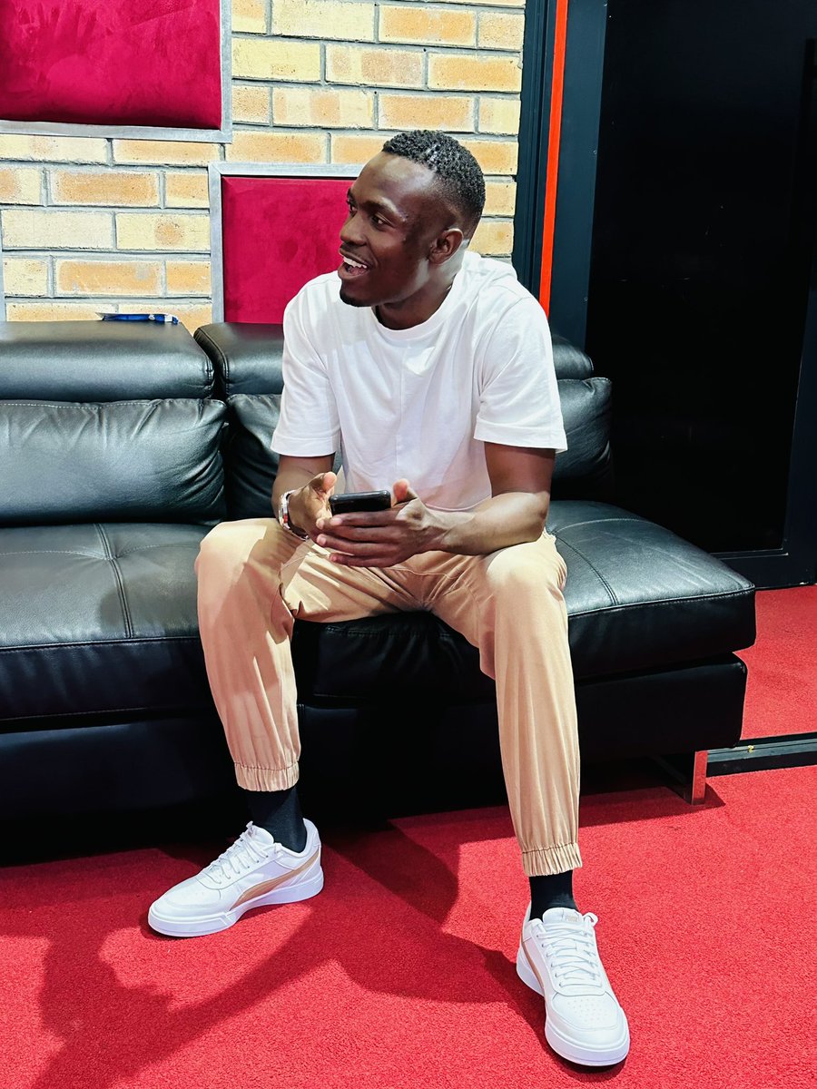 PlightIntellect's tweet photo. For everyone in the grind today: 
The world belongs to those who can keep doing without seeing the results of their doing🙌
🎧 https://t.co/2b6j0Z4QwV https://t.co/xUN82AJCja