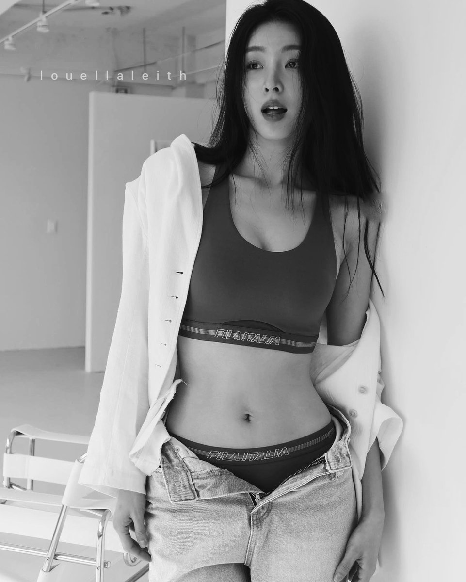 ͏͏͏͏͏͏͏͏͏͏͏͏

͏͏͏͏͏͏                  cw // body image
͏͏͏͏͏͏                            📸🖤
                
͏͏͏͏͏               
͏͏͏͏͏͏