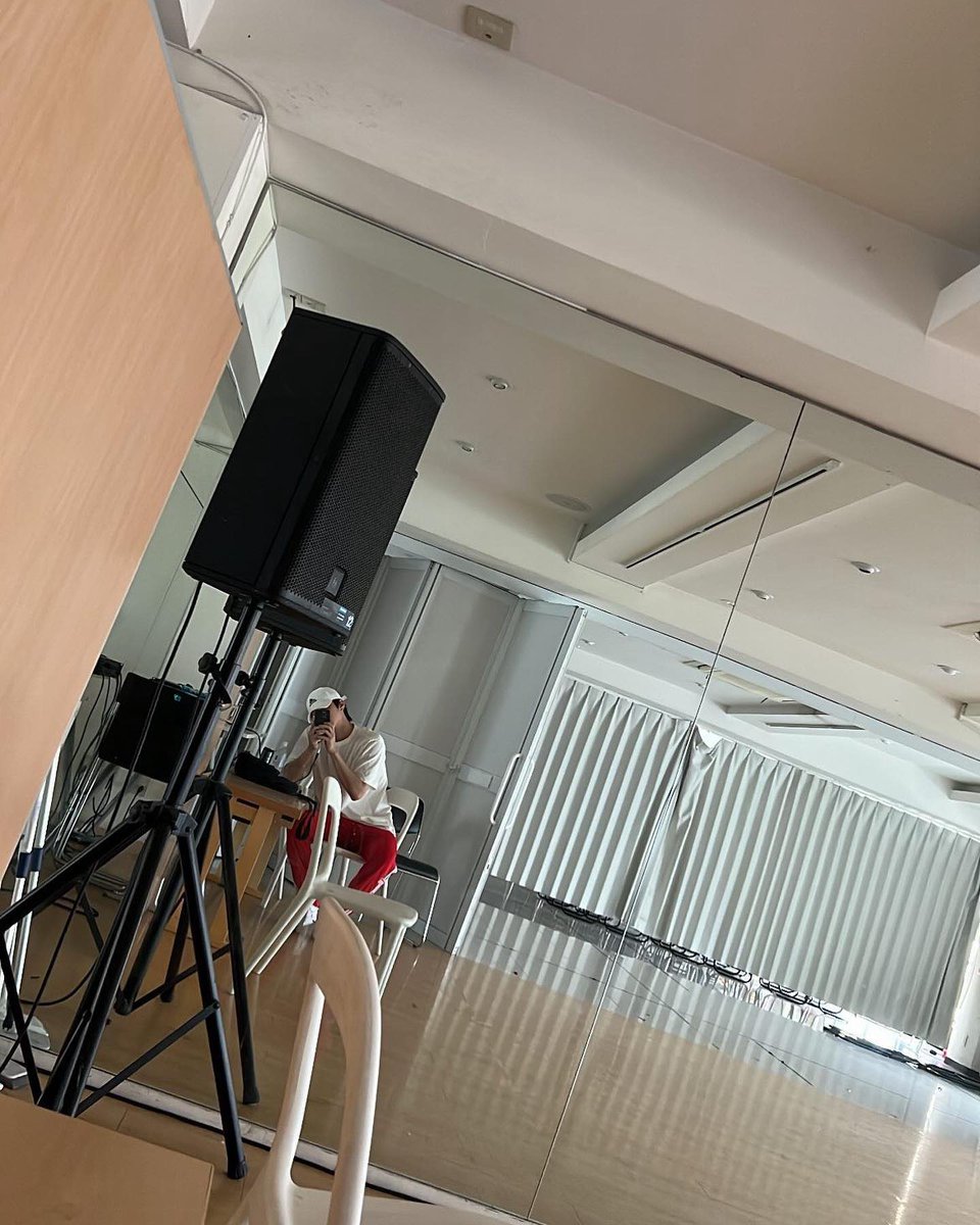 bellluv_'s tweet photo. 윤종우 예전 인스타 스토리 쫌쫌따리 모아보기 📷 https://t.co/vkEbUyIvni