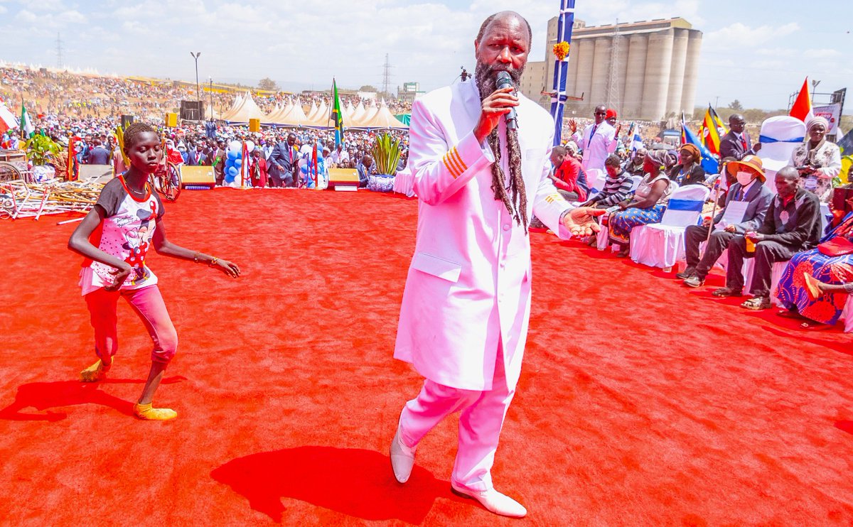 ArthurPstr's tweet photo. This is The Mightiest, Most Greatest, Most Glorious, Most Glorified, Most Exalted, Most Holy, Most Promised, Most Powerful, Most Dreadful Prophets of Jehovah Yahweh who has ignited #TheGreatestRevival in the entire Globe

FEAR HIM https://t.co/nca6CmZeZp