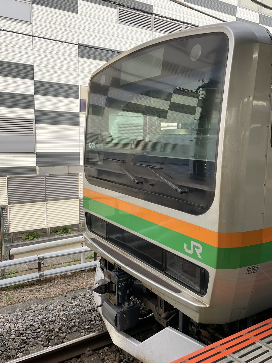 takkin_engine_d's tweet image. 籠原駅。1929Eは231系K31編成にS32編成が増結され、15両となって小田原へ向かいます🫡
#1929E
#231系
#K31
#S32