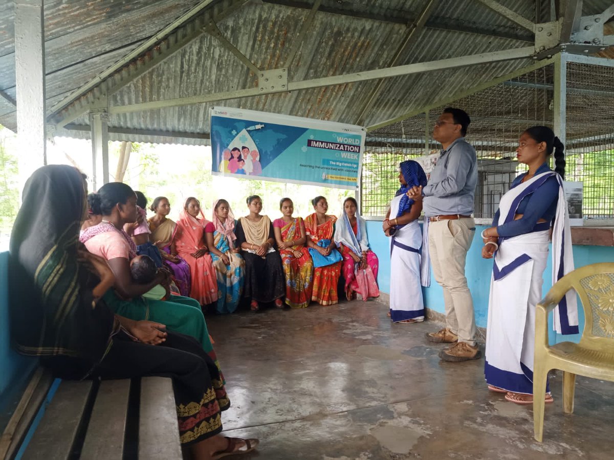 tcifindia's tweet photo. TCIF team conducted Focus group discussion  at Tinsukia Assam for celebrating World immunization week presentee DIO and JSI Assam communication officer
@USAID_MOMENTUM 
@MoHFW_INDIA 
@JSIhealth 
@nhm_assam https://t.co/Vjbb4ptpix