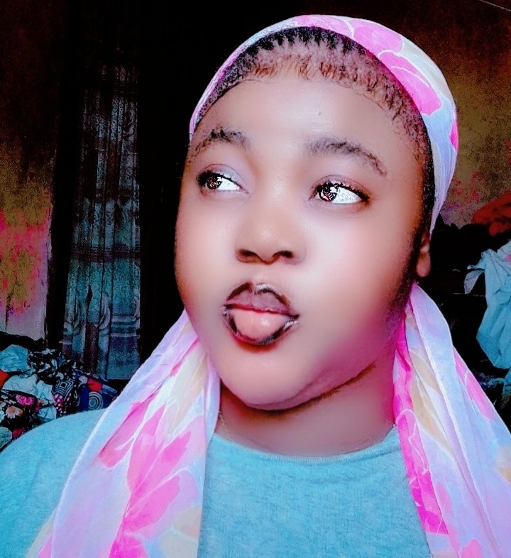 Joizzakamba's tweet photo. Happy last Sunday 🥰🥰

#viraltwiter 
#Calabargirl
#Expensivebrokegirl https://t.co/6gPXk4hTaU