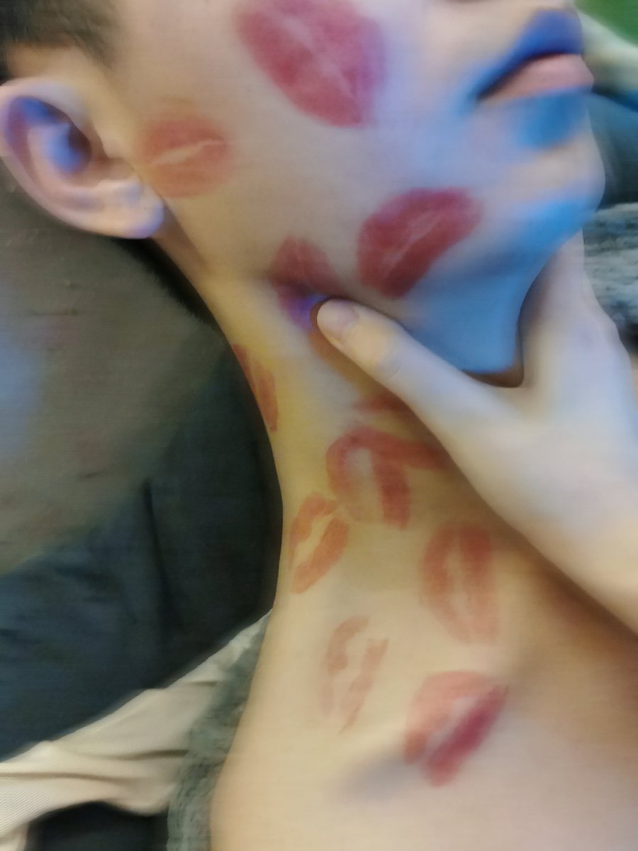 落尘_s tweet media