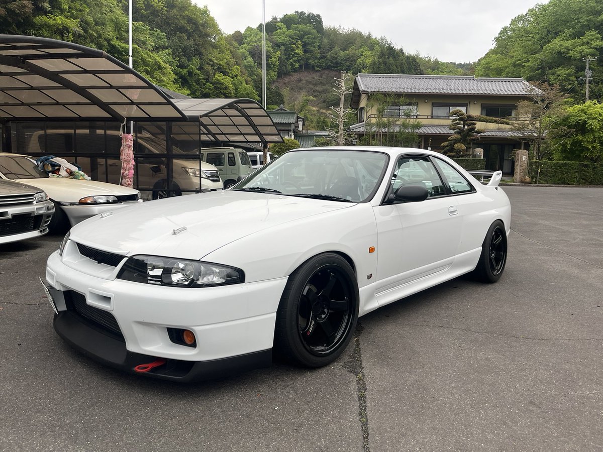 hcbnr32's tweet photo. この世で1番好きなBCNR33。

#CrazyR https://t.co/3nQYEWtnY3