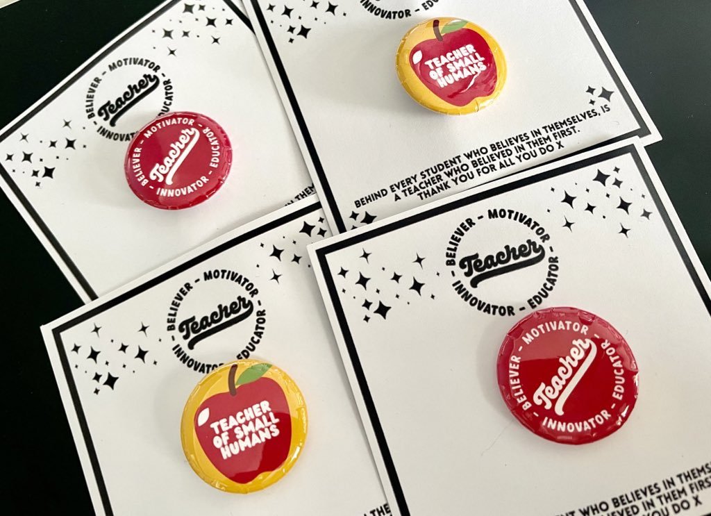 missgeog92's tweet image. ✨giveaway✨
It's a beautiful day, so I want to do something nice for some people

I'll make a set of keyrings/badges for 3 people's departments.

Like/comment/etc the post and I'll whack it through a 3rd party random name selector that will probs hack me on 2/5 to select winner.