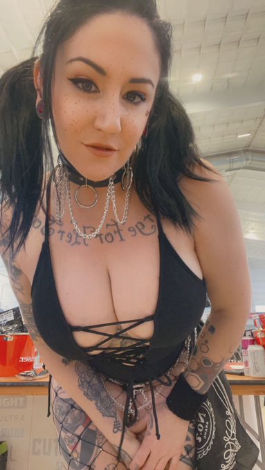 Your girl is still a smoke show! https://t.co/KFzDCxzdJ5