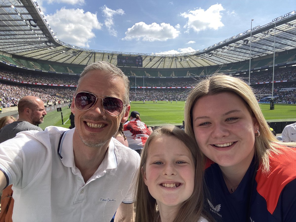 TobyHartley's tweet image. Come on England #redroses