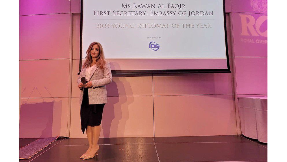 Rawan Al-Faqir, the First Secretary at the Embassy of Jordan in the UK, was awarded the 2023 Young Diplomat of the Year award at the 2023 DIPLOMAT magazine annual award ceremony, according to a statement on their website.
Full story: rb.gy/ry5p8