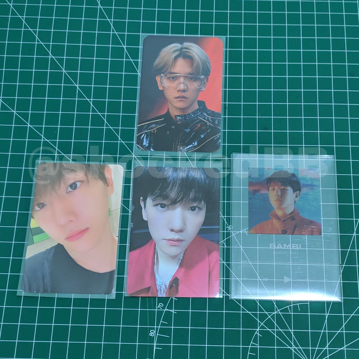 shockedBB's tweet photo. wts exploration glitter coaster / kang las baekhyun
 + delight mint
 + bambi
 + clear card

380k https://t.co/vEB2eOa2MN