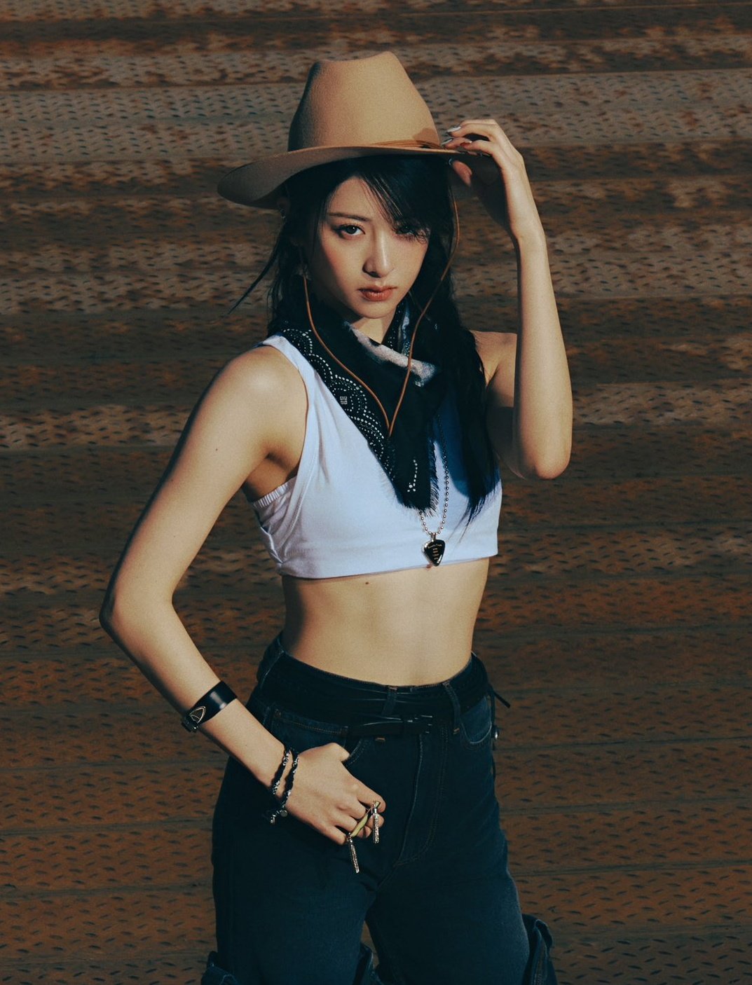 kpop moments that could kill a sapphic on Twitter: &ldquo;Sapphics&rsquo; Top 15