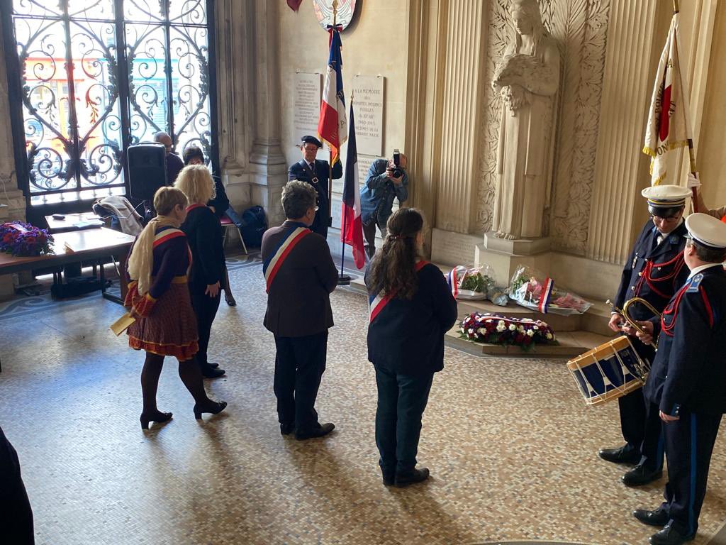 ACORDEBARD's tweet photo. En ce dernier dimanche d’avril, journée des victimes et héros de la déportation, nous avons rendu hommage aux  hommes, femmes et enfants déportés et assassinés parce que juifs, tziganes, homosexuels, handicapés. Pour ne jamais oublier, ne jamais les oublier. https://t.co/PXoh48KOHc