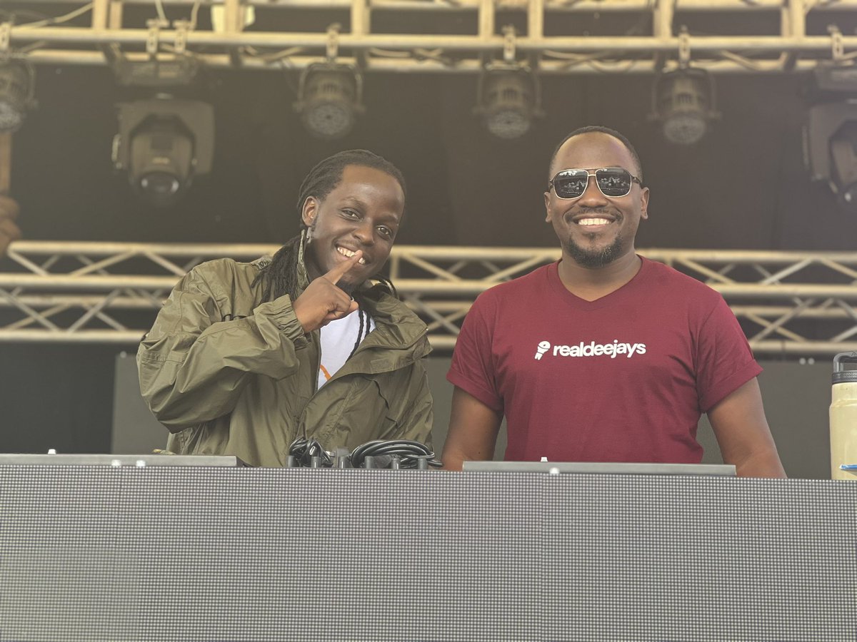 mousteydj's tweet photo. My man @EasySamuel on the sound checkππ #RealScratchBattleFinale https://t.co/cNsD9pBoz1