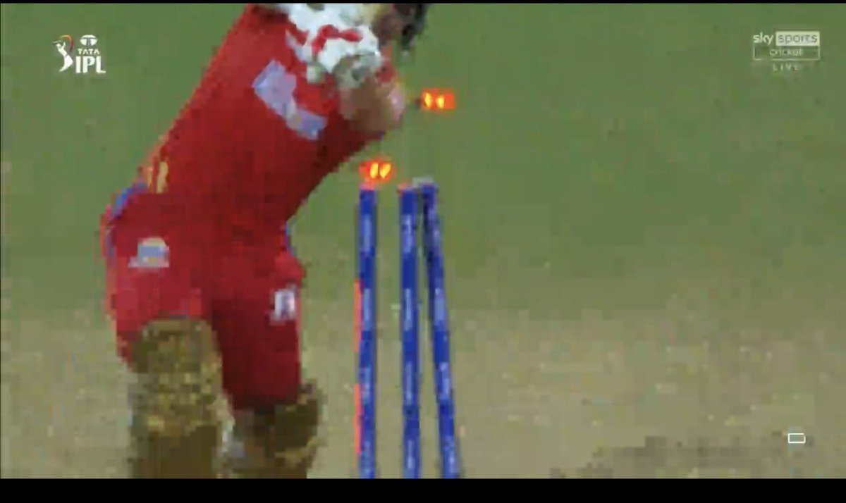 lamriyas's tweet image. What a beauty @matheesha_9 to remove dangerous Sam Curren and what an over🔥🔥 @IPL @ChennaiIPL #CSKvsPKBS