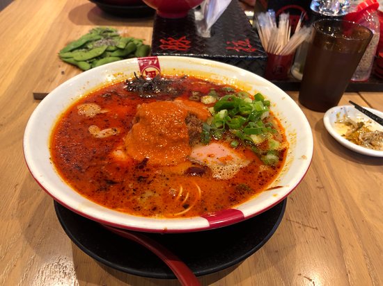 iteyoupone's tweet photo. ramen 🤤🍜 https://t.co/9yLYmURDGI