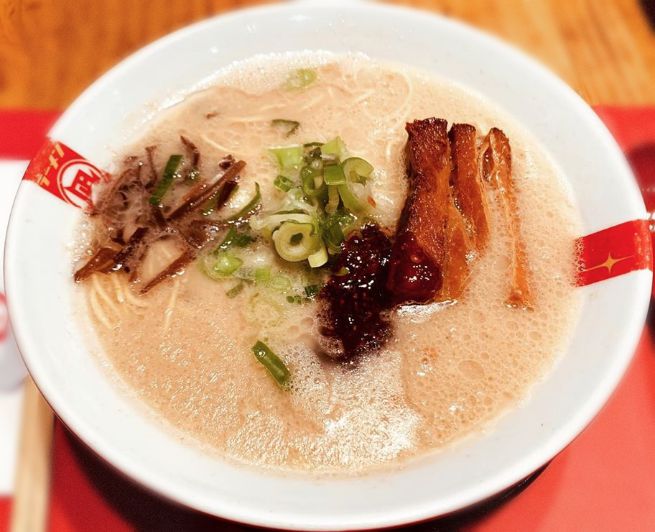 iteyoupone's tweet photo. ramen 🤤🍜 https://t.co/9yLYmURDGI