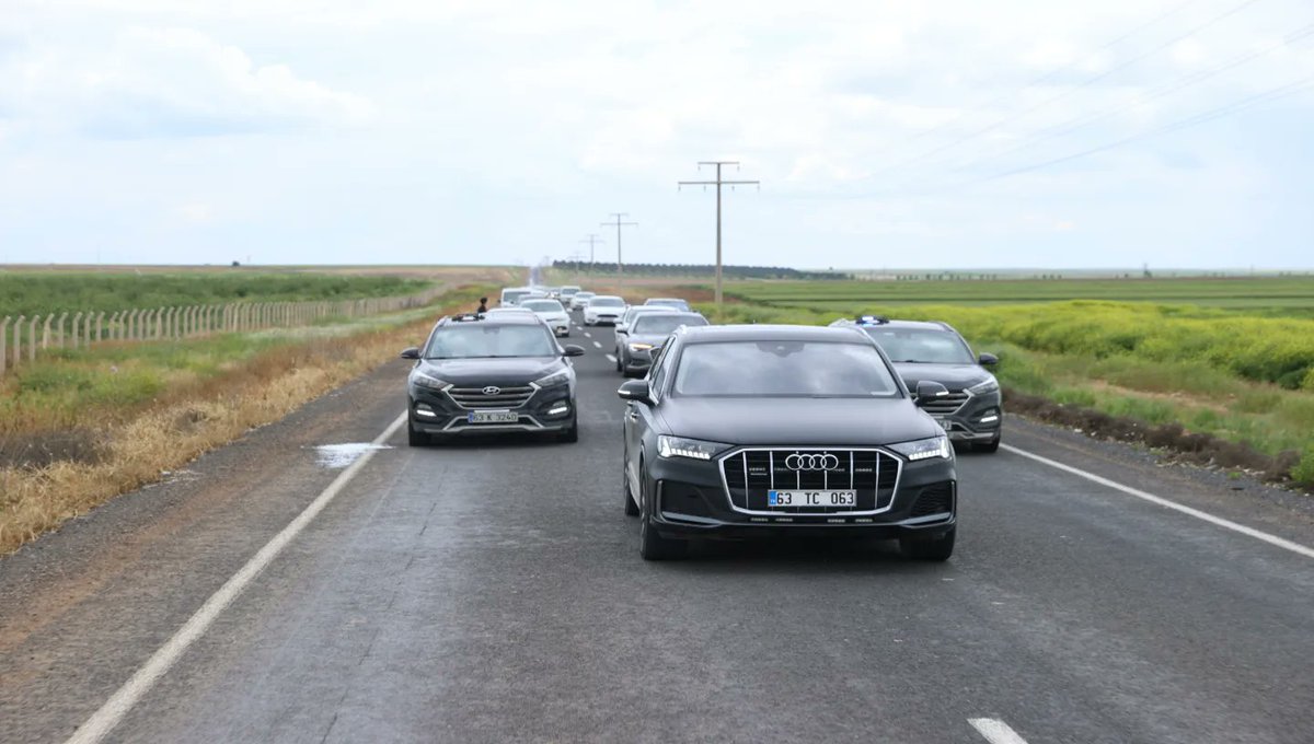 mahmutozyavuz's tweet photo. 📍Ceylanpınar'dayız...

Devlet ve Milletiyle Her şeyden Önce Türkiye

Şimdi MHP Zamanı diyerek, 14 Mayıs için kararlı olan Ceylanpınar ilçemizdeyiz. 

Cenab-ı Allah'ın izniyle kazanan Millet, kazanan Milliyetçi Hareket Partisi (MHP) olacaktır. https://t.co/eQFiOfWYMk