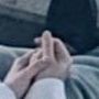 Jimin’s hands automatically turn into finger hearts 🫰🏻🤍