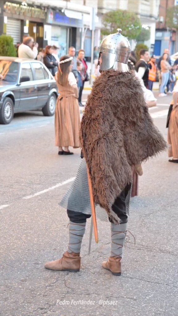 Pfsaez's tweet photo. XVII #cronicas del #reydonpedro en #torrijos celebradas a finales de marzo. Una fiesta de interés turístico muy bien organizada. 

#cronicasdelreydonpedro 
#fiestadeinteresturistico 
#fiestadeinteredturisticoregional
#fiestasmedievales 
#jornadasmedieval… https://t.co/0T5huJ3CLZ https://t.co/VUKmDhzL5U