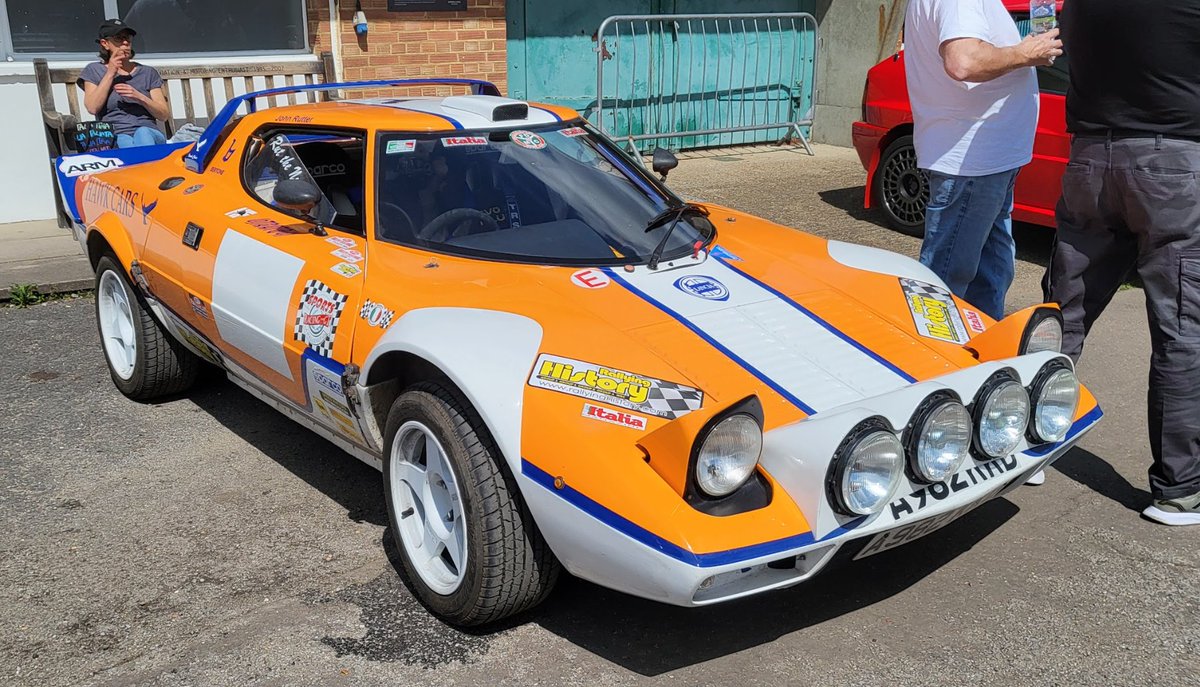 Rowandunn3's tweet photo. @StudioBezombie Saw this one at an italian car show yesterday https://t.co/27KOIsoExJ
