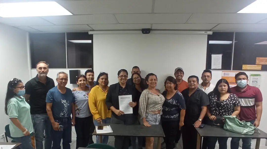 lacamaraeps's tweet photo. Con Delegados de Asociaciones y Personas Naturales del sector de la #EconomíaPopularYSolidaria.  Se trataron importantes temas a favor del sector en general. Agradecemos al @ITBolivariano
por apertura en sus instalaciones. #Producción #EPS  #Fortalecer #trabajo  #Guayaquil https://t.co/ruKaHpFVHA