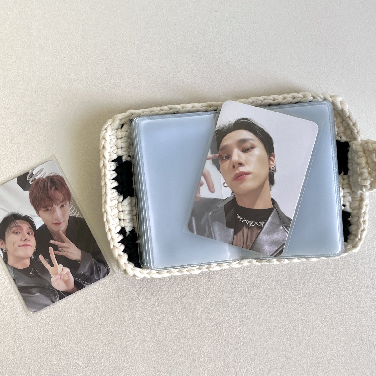 ddneg_knit's tweet photo. 체커보드 뜨개콜북 재고판매를 진행합니다.

💗소량의 재고만 준비되어 있습니다.
💗자세한 사항은 폼 확인 부탁드립니다.
💗관련 모든 문의는 트위터 DM 혹은 윗치폼 메세지로 부탁드립니다.

🗓5/1 00:00 ~ 5/27 23:59
🔗 https://t.co/IhPfHv90E1 https://t.co/RhPZAJCwrA