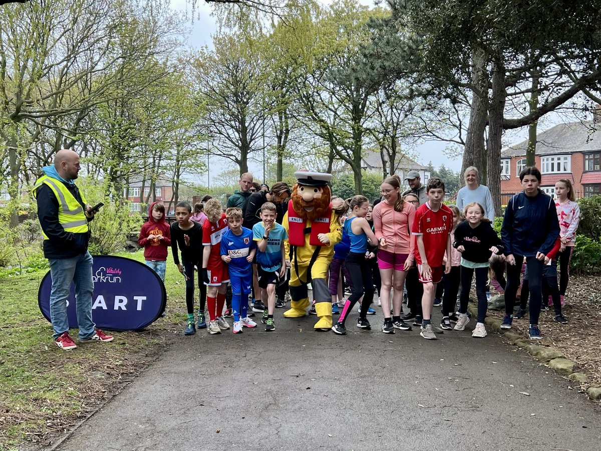 RedcarJRparkrun's tweet photo. We had a surprise visitor at Redcar Junior Parkrun this morning…. Stormy Stan, official mascot of @RedcarRNLI stopped in on his way to compete in the #mascotgolddcup 2023 at Wetherby. This will be world record attempt for the largest ever mascot race. Go Stormy! https://t.co/vUomSpxTTE
