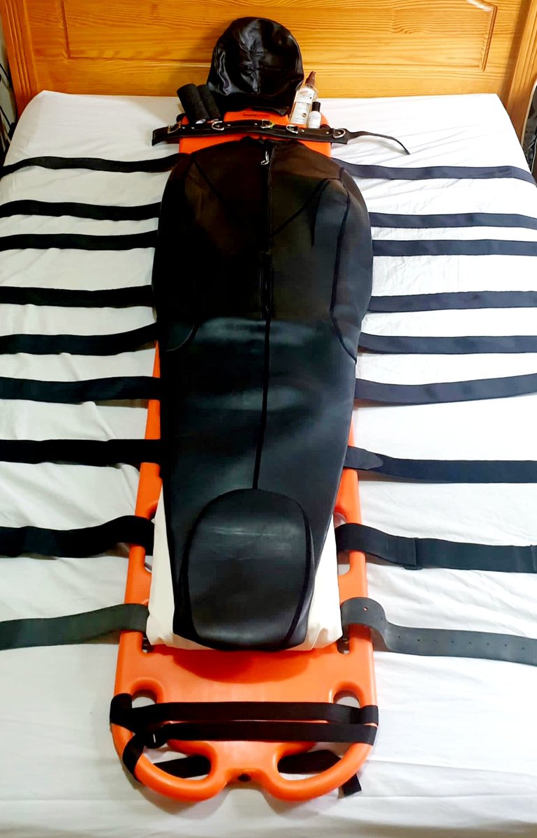 TOPofthePOT1's tweet photo. My new neoprene sleepsack and backboard all layed out for tonight's unfortunate victim.
Fun for me but a long long night for him! Lots of edging,polishing and post orgasm torment! https://t.co/BKGt0Z5Umm