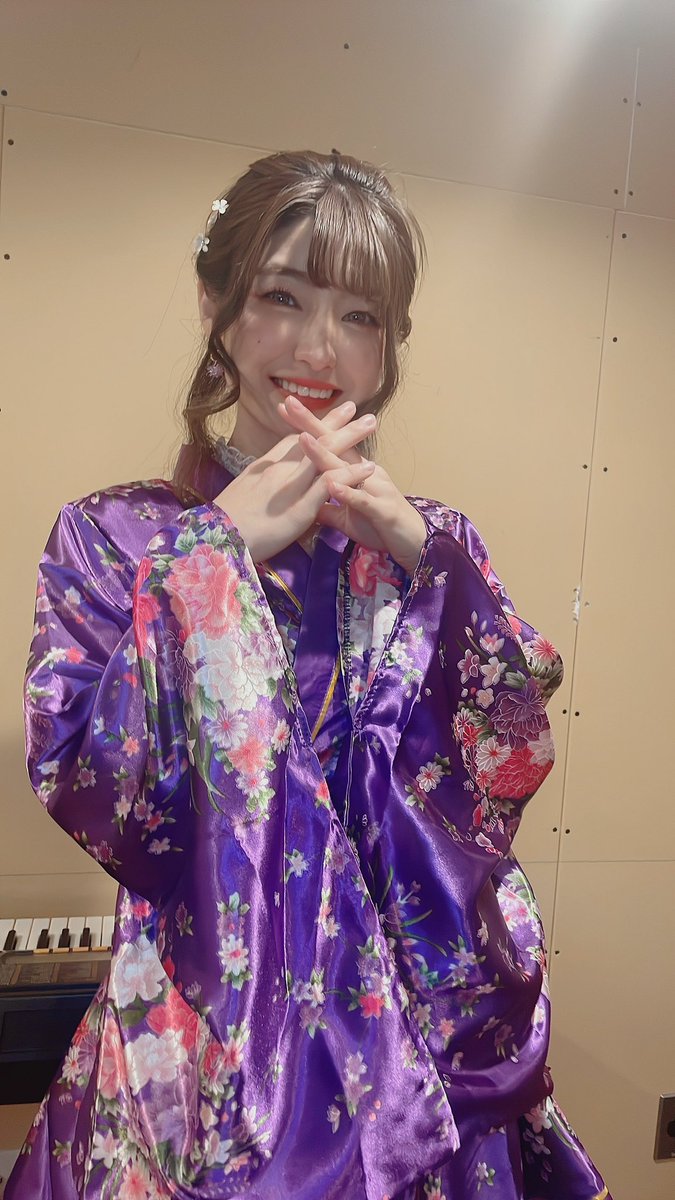 usagi4324's tweet photo. #5DIMENSIONS
2部もありがとうございました✨✨

なんかね、GSELECTの始まる直前
会場の外にいた方が中に入ってくださったとお聞きして

偶然やったかもしれんけど、
でもすごく嬉しかったのですよ😭😭💕💕

あったかいお客さまばかりで楽しかったです！
ありがとうございました！！！！ https://t.co/lKeWF67YT2