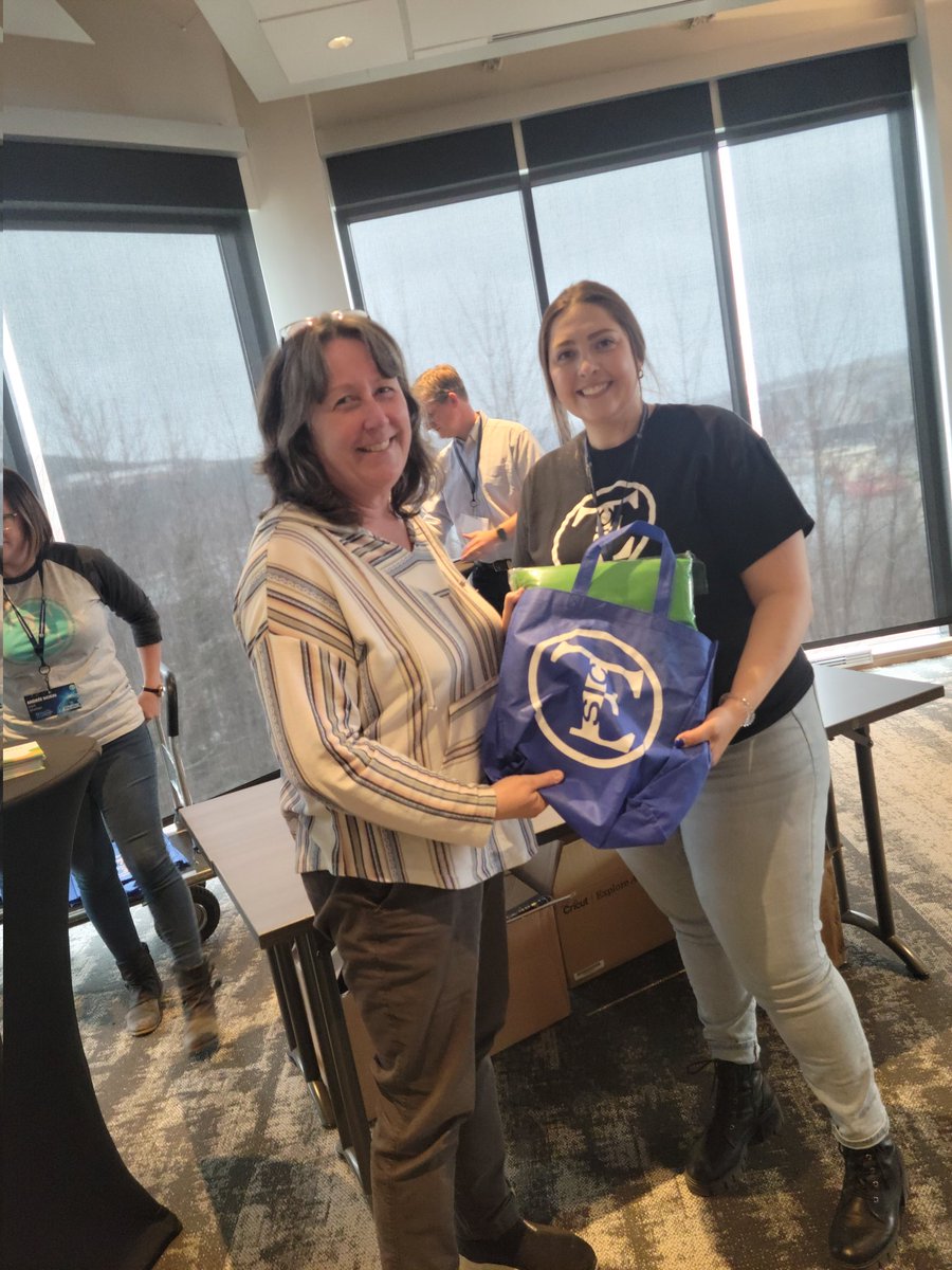 nltatesic's tweet photo. 3D printer, Cricut, button maker oh my! Lots of happy teachers at #TESIConnect with new tech tools to explore! https://t.co/euWV2VrhyD