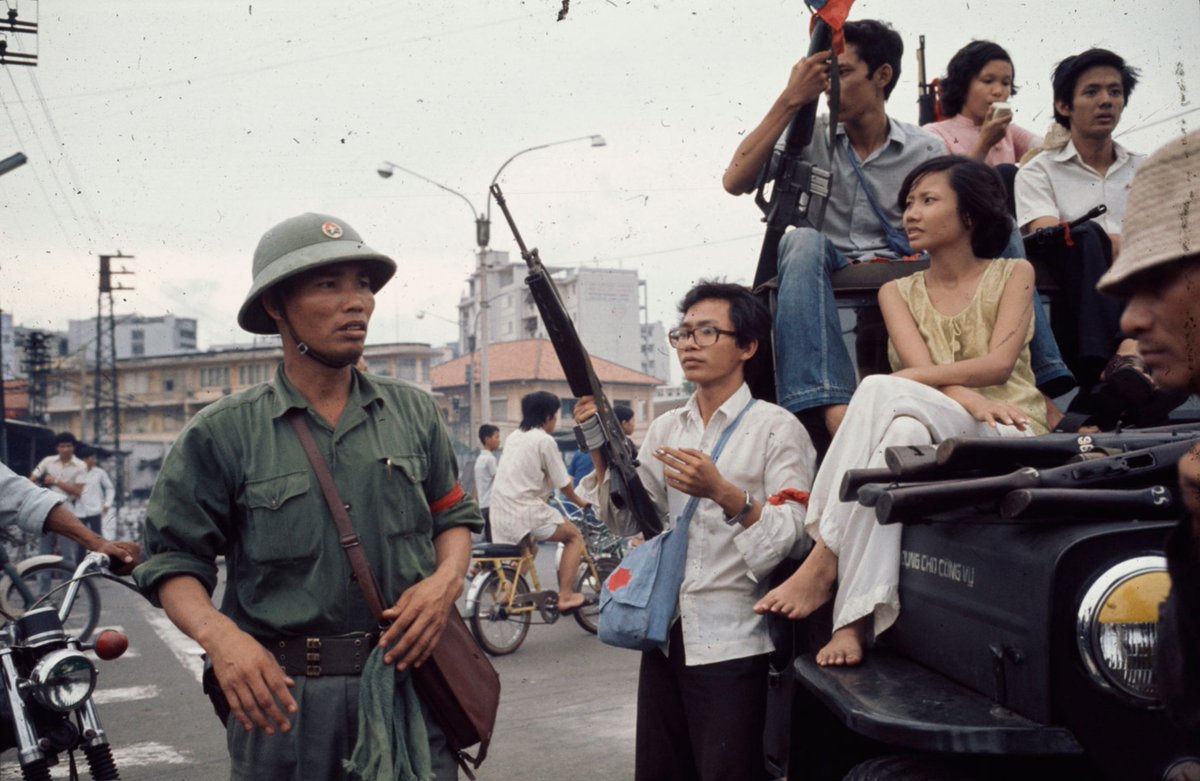 #CatherineLeroy, 'Chute/Libération de Saigon', mai 1975, #Saigon.