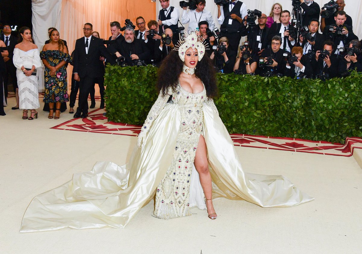 dylan ⛧ tweet media