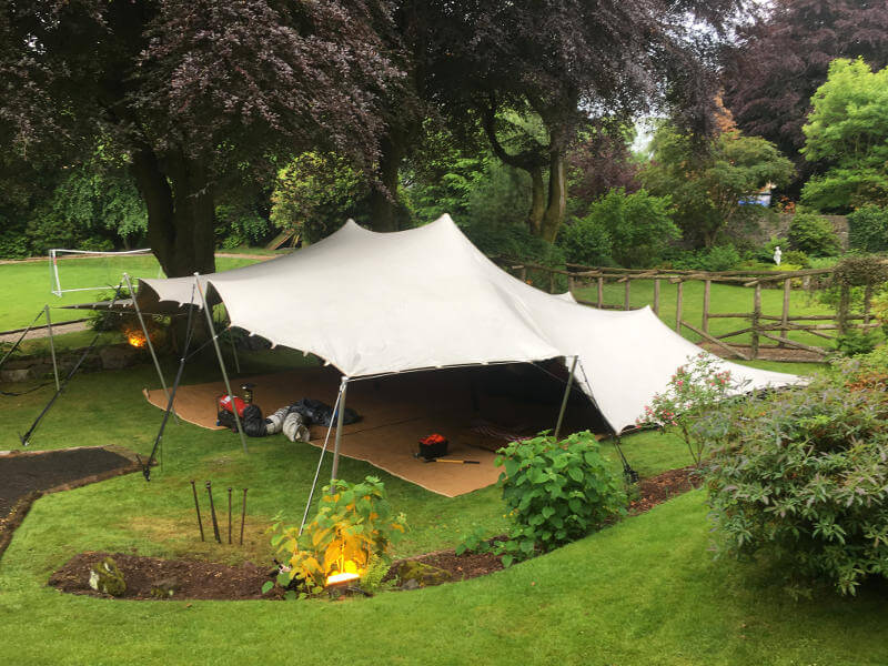northedinfest's tweet photo. With 70 community stalls this year, live music &amp; performances all day on the PARK stage &amp; loads of delicious food available, we're placing a large food court stretch tent in the middle of the park. A space to grab a seat, relax, listen to music &amp; enjoy those hotdogs &amp; candyfloss. https://t.co/7sKePphmCT