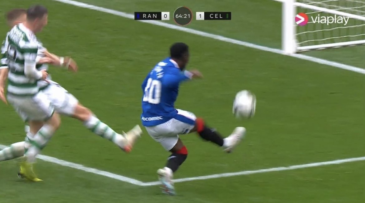 Not the required level

An abysmal footballer