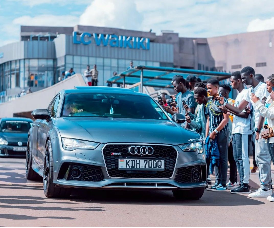 gari_za_kenya_'s tweet photo. Leroy Otto in his Subaru WRX STI gc8 is the god of speed
He just ate the Audi rs7 ya ungaraged as we see
JDM shall be respected. https://t.co/eq3TX9EfuK