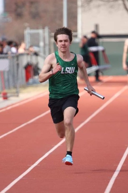 townsend_r2's tweet photo. Super proud of this kid! He was focused this off season on getting better...and he did, running PRs in his 3 events. Keep up the hard work &amp; finish strong Cody 💪🏃‍♂️ https://t.co/xNhpnahd3C