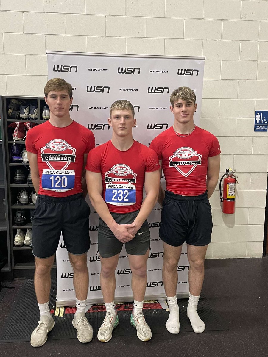 klinkner_ethan's tweet photo. Broad jump - 9.3 
Vertical - 31.9
L drill - 7.48
Pro agility- 4.52
Bench - 185, 14 
40 - 4.84
Height - 5.7 
Weight 167
@travisWSN @wifca @BrettHemmersba1 @bradyhemmer12 https://t.co/l8FTonFtF2