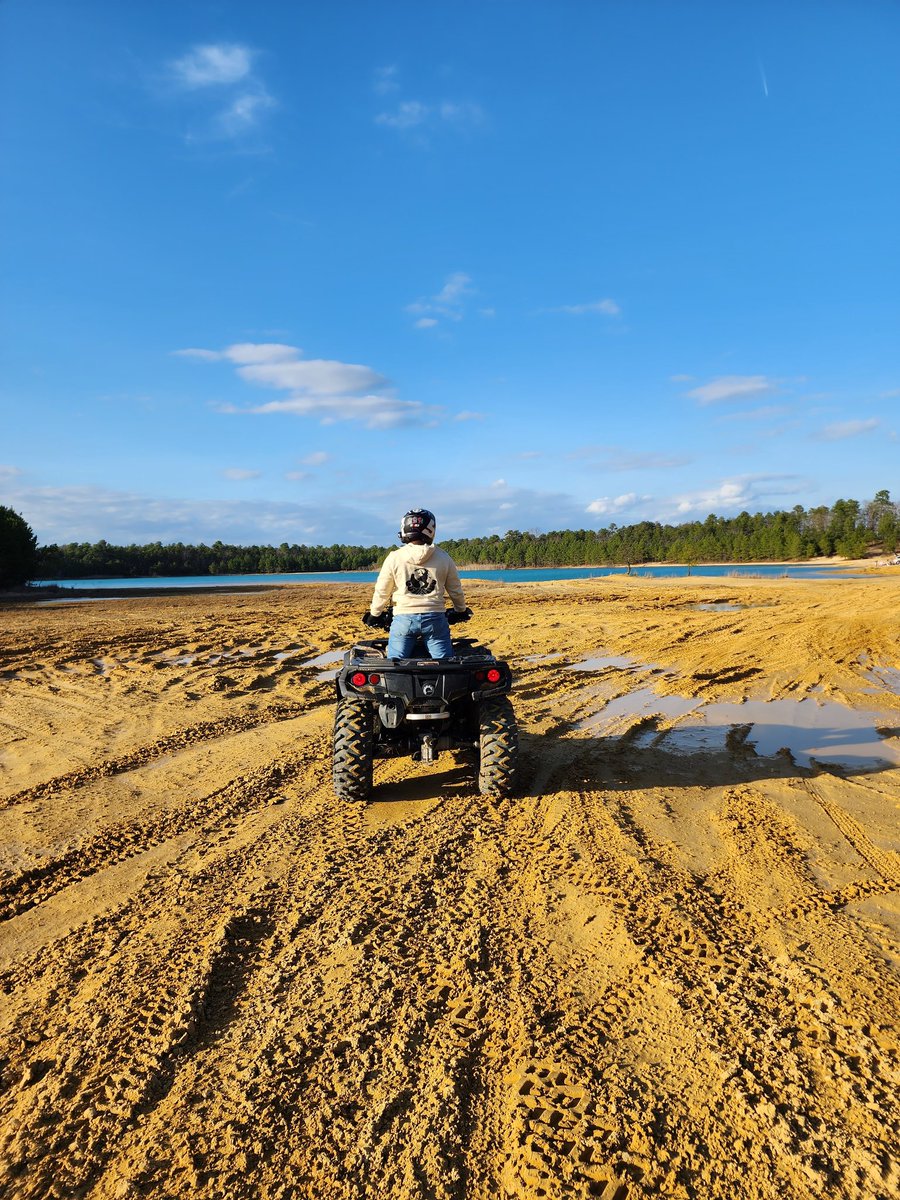 live_lifece's tweet photo. This #journey was a #throttle away. #livelife #makememories l.
#quad #hoodies #adventuretime #nature https://t.co/nBMb5nhIEL