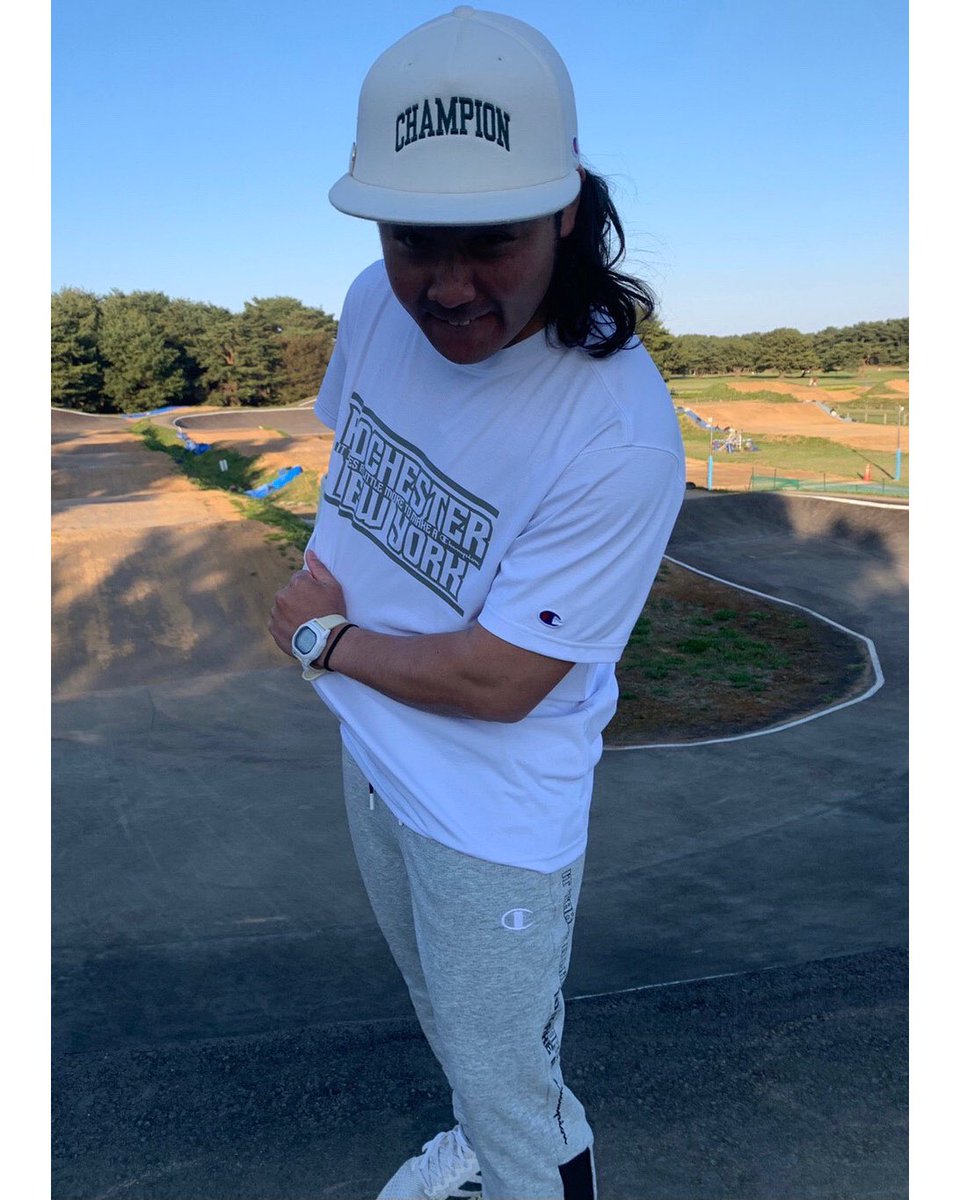 YouBmx044's tweet photo. いつもサポートしていただいているChampionさんの今シーズンのメッセージは #自分の好きを見つけよう
#BMXRACING の一番好きなところ、
それは "自分との対話"場面ごとの行けるか？行けないか？いやそうじゃなく、"行く'' 攻めるまで自分を持って行く 皆様も🤲💪🏽 #BeYourOwnChampion #ChampionJP #PR https://t.co/3FCyoLpKX6